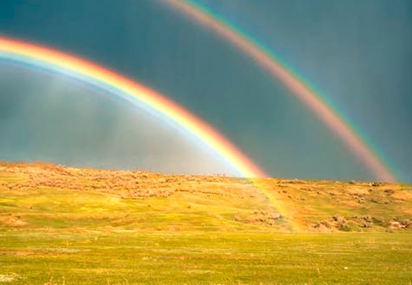 How are rainbows formed?